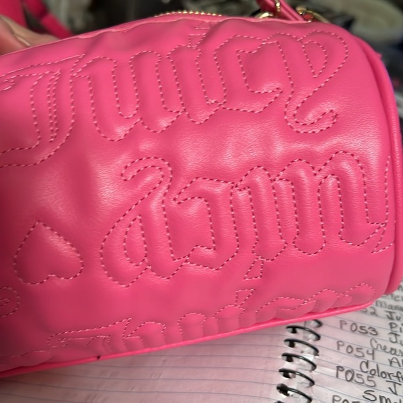 Juicy Couture Los Angeles NWT Juicy Pink Quilted Heart Jelly Roll Bag (P056) - Picture 11 of 11